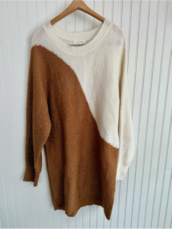 Blu Pepper Dresses & Skirts - Blu Pepper Two-Tone Cream and Brown Oversized Sweater Dress Size Small